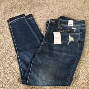 NWT Judy Blue High Waist Tummy Control Top Skinny
Jeans 15/32